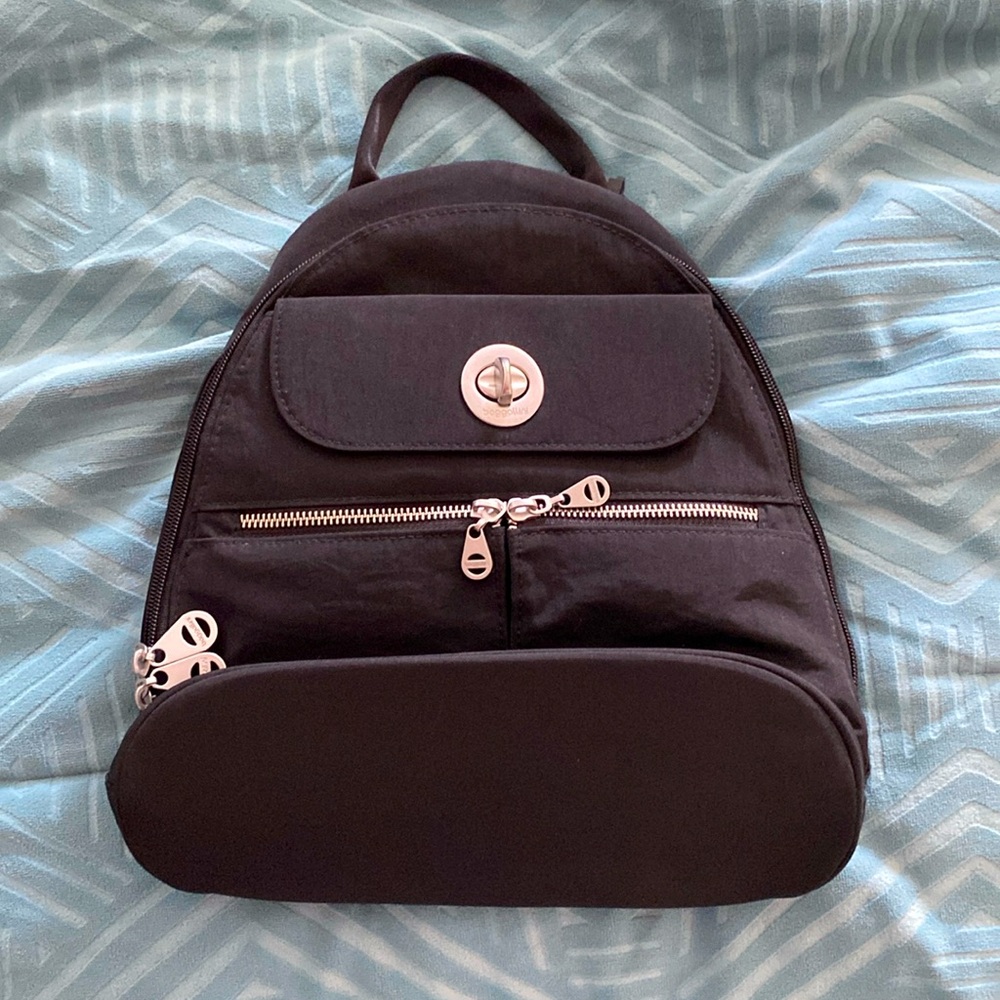 Baggallini bag galling bag